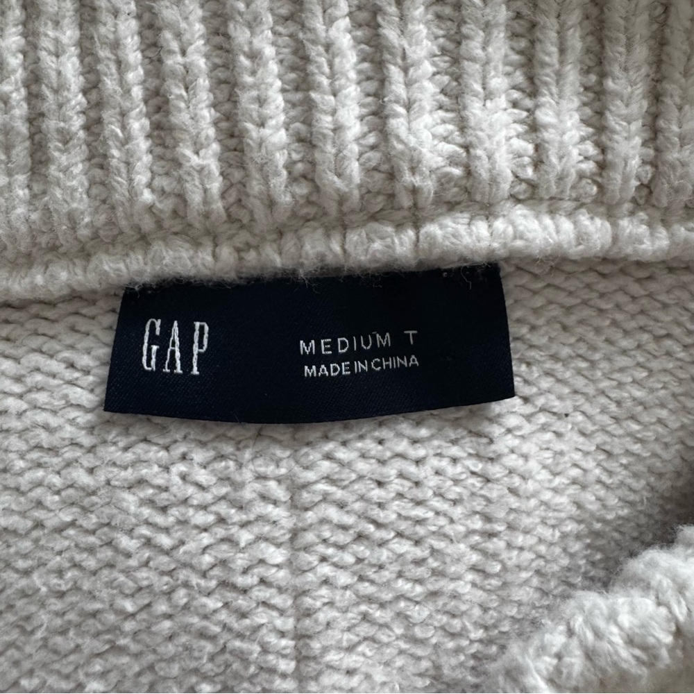 GAP Textured Knit Sweater in Cream size Medium Tall - Picture 8 of 8